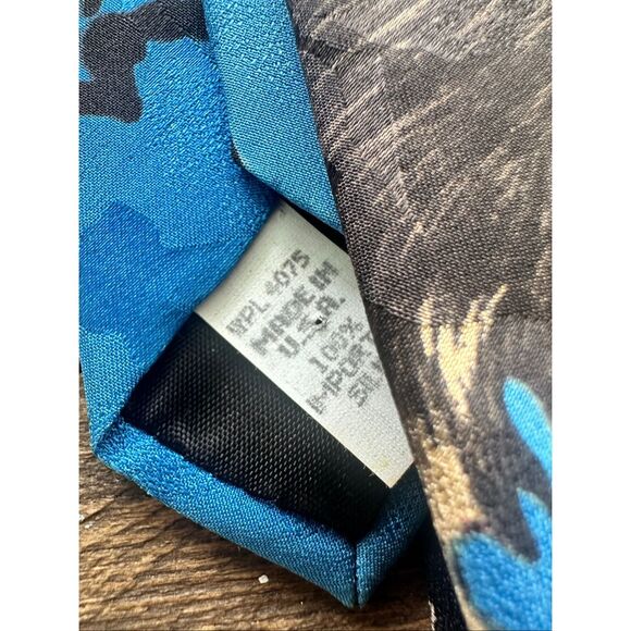 American Film Classic King Kong (4) Different 100% Silk Ties - Picture 3 of 9